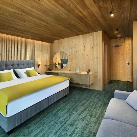 Hotel Elements 4*