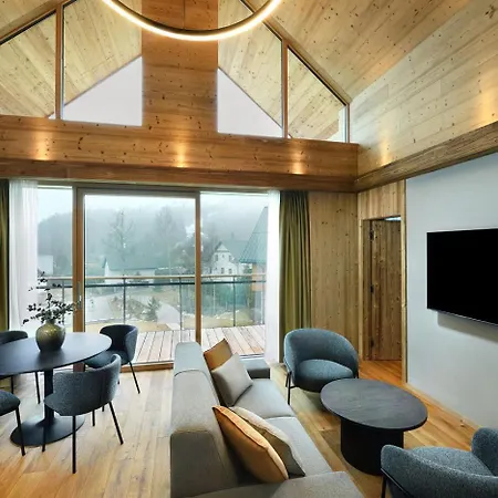 Elements Hotel 4*