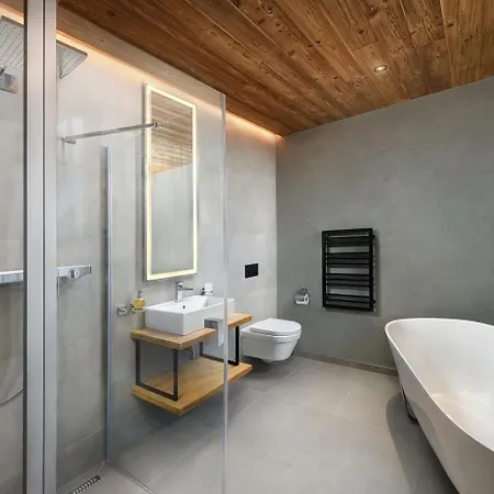 Elements Hotel 4*