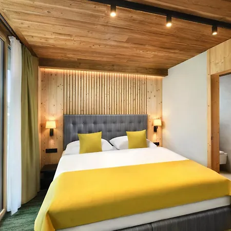 Hotel Elements